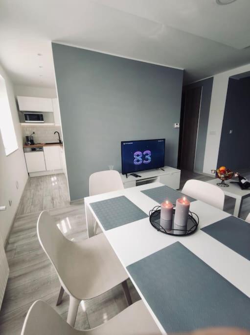 Apartament Poniatowskiego Z Parkingiem กลีวิตเซ ภายนอก รูปภาพ